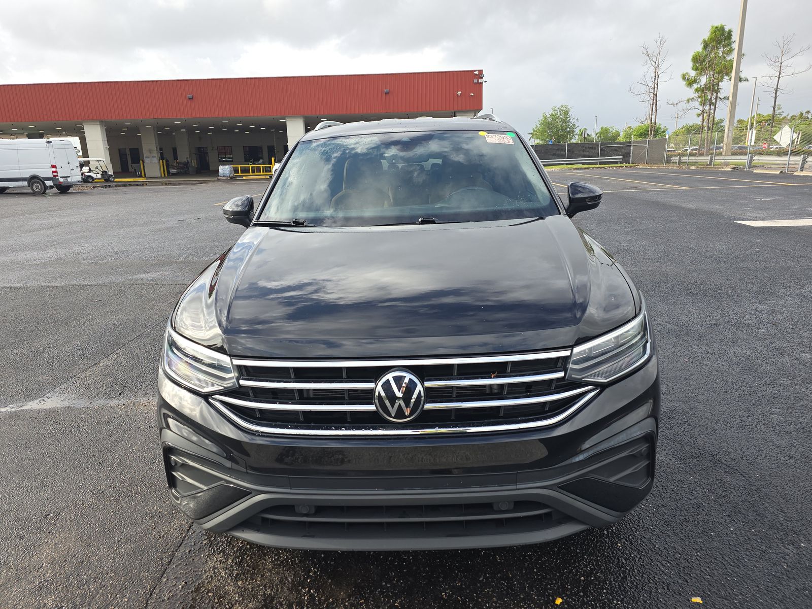 2024 Volkswagen Tiguan 2.0T SE FWD