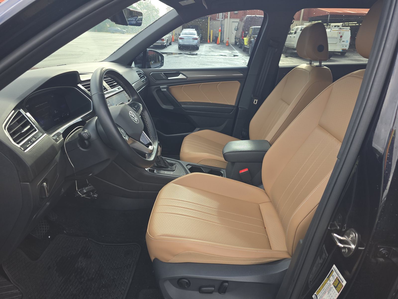 2024 Volkswagen Tiguan 2.0T SE FWD