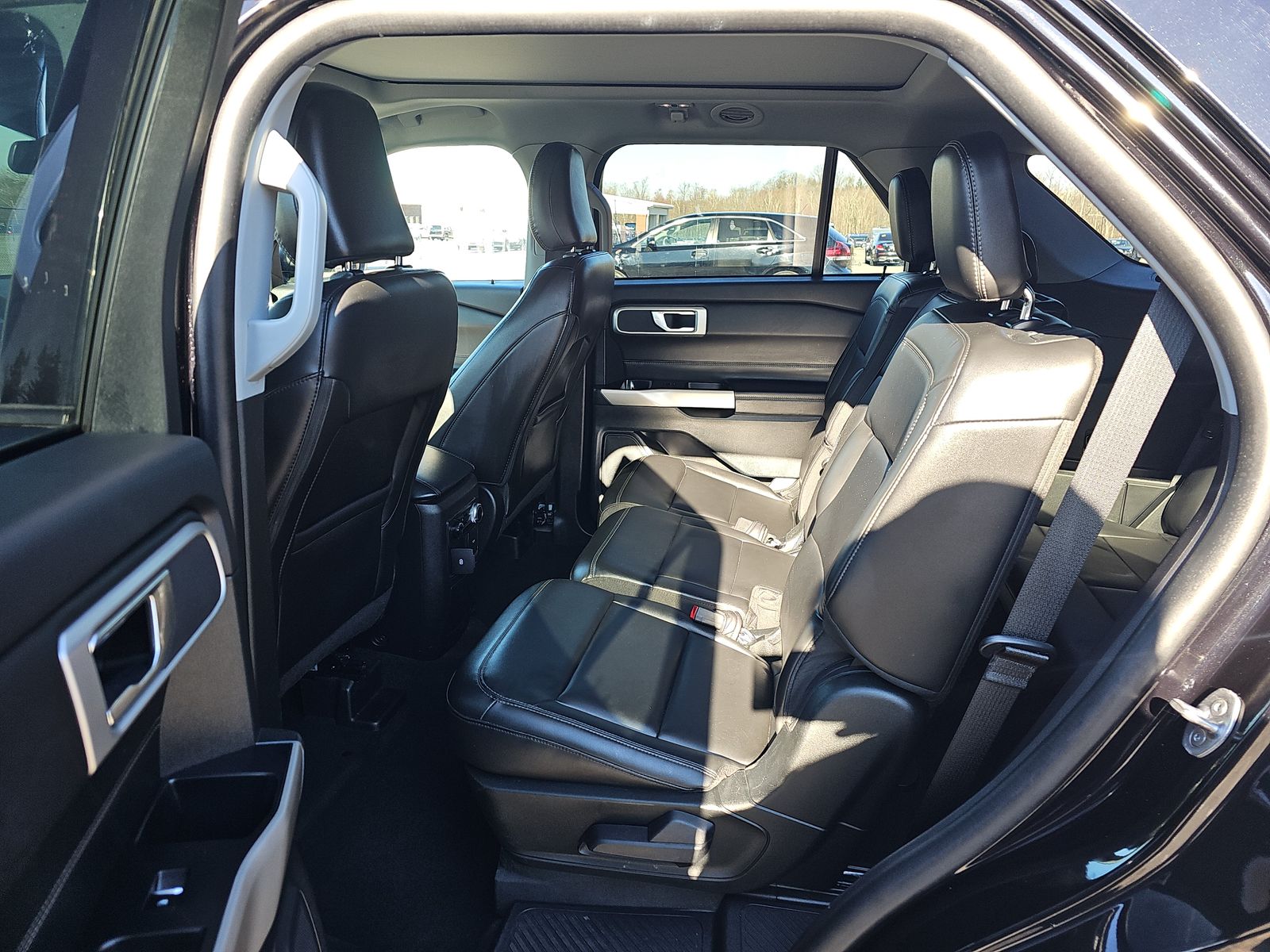 2022 Ford Explorer XLT AWD