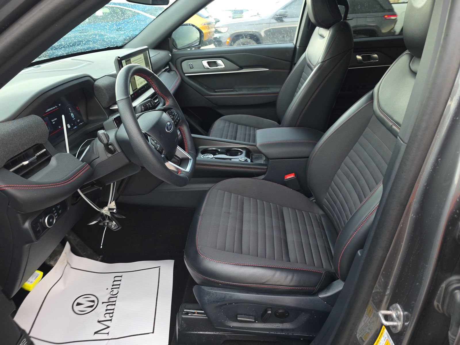 2025 Ford Explorer ST-Line AWD