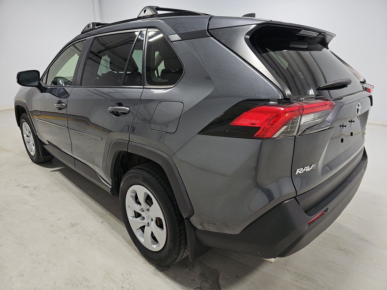 2020 Toyota RAV4 LE AWD