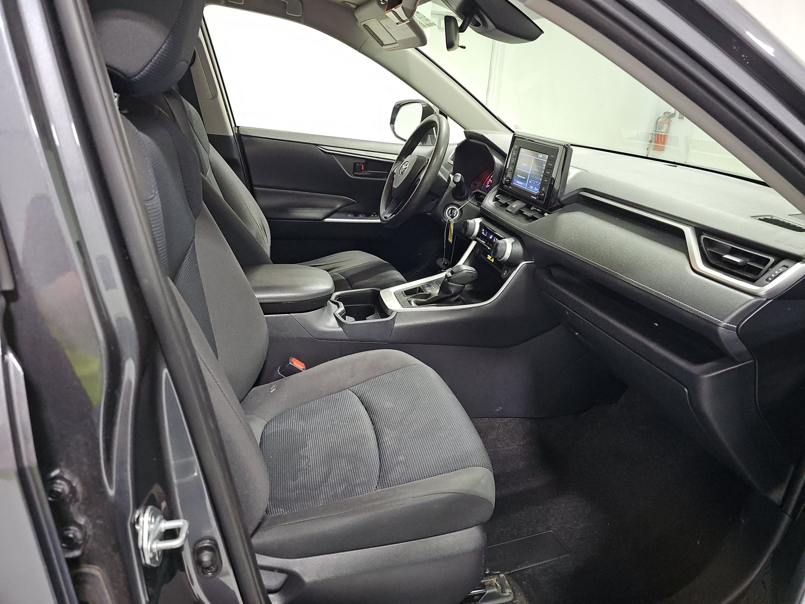 2020 Toyota RAV4 LE AWD