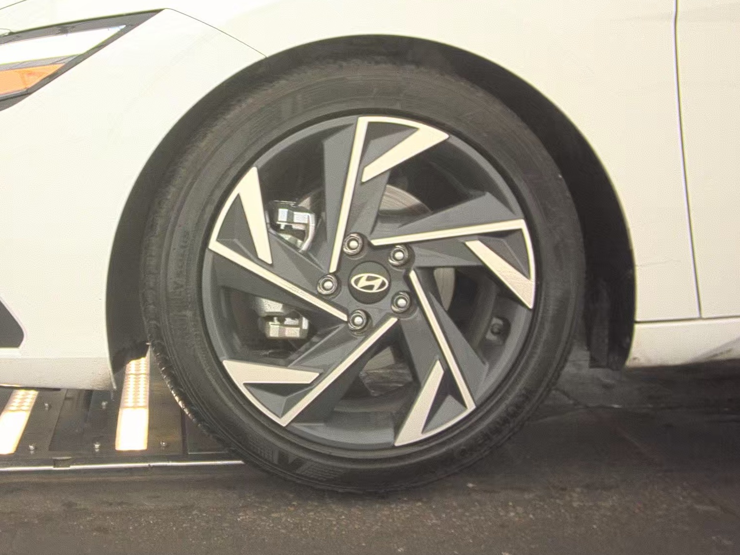 HYUNDAI SEL SPORT - 10