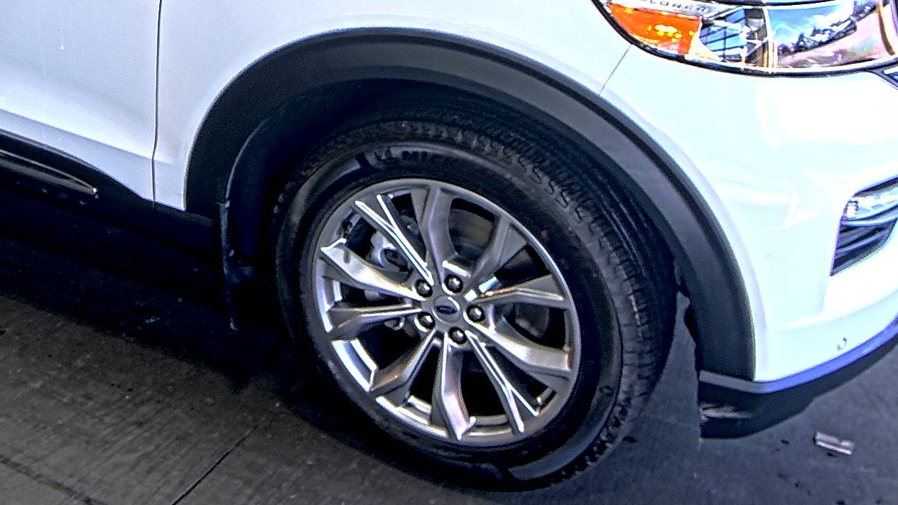 2023 Ford Explorer XLT AWD