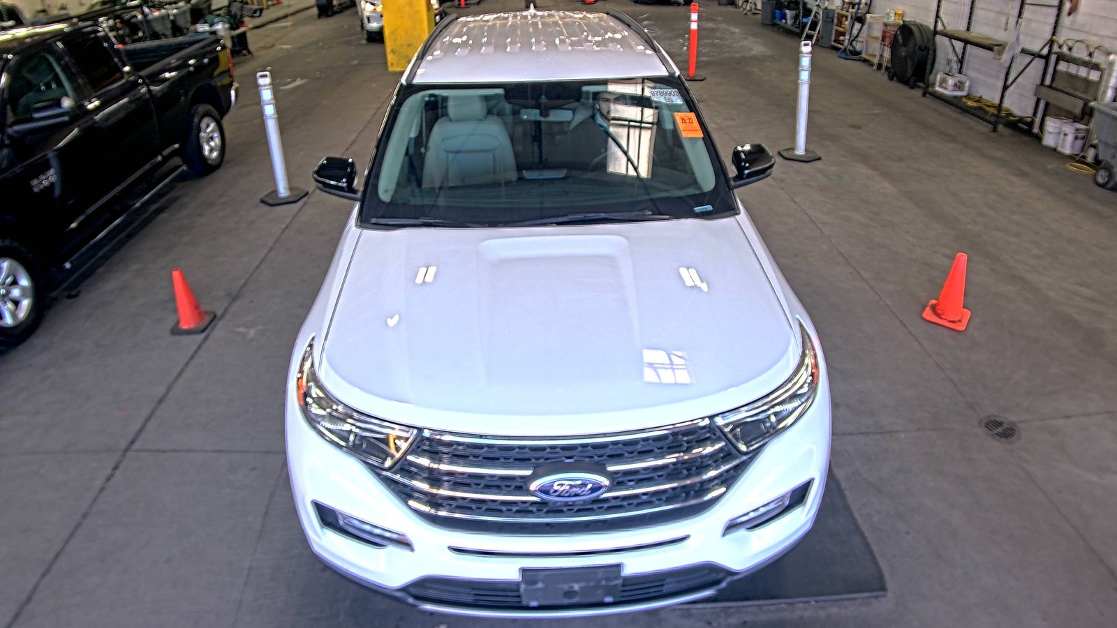 2023 Ford Explorer XLT AWD