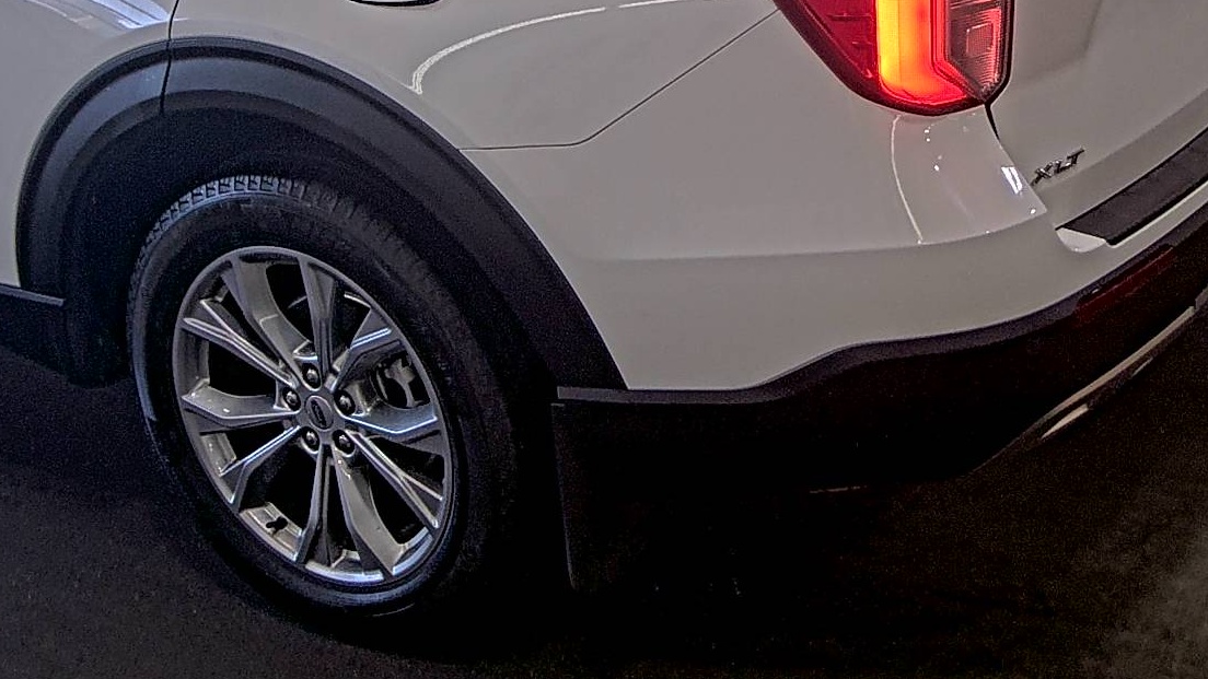 2023 Ford Explorer XLT AWD