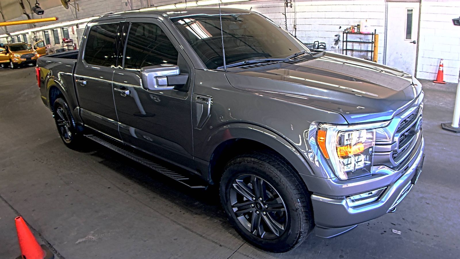 2023 Ford F-150 XLT AWD