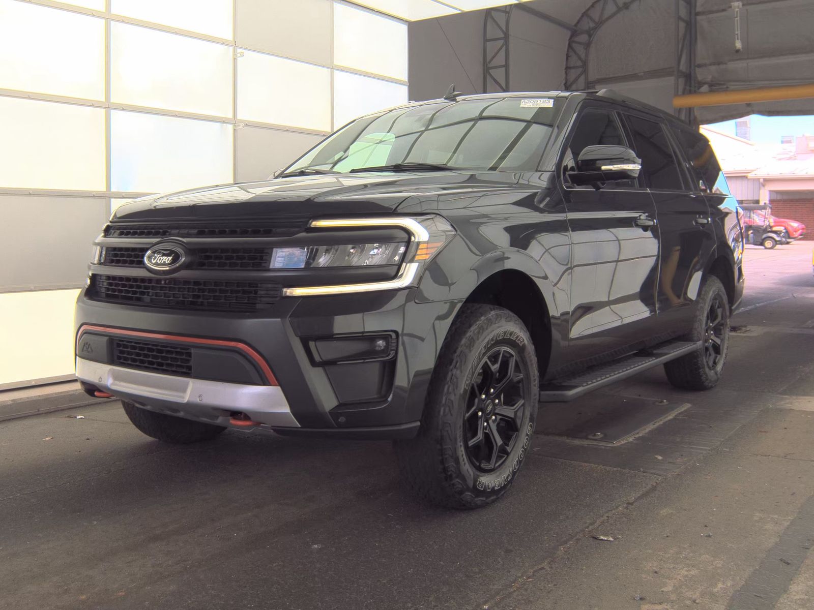 FORD EXPEDITION - 1