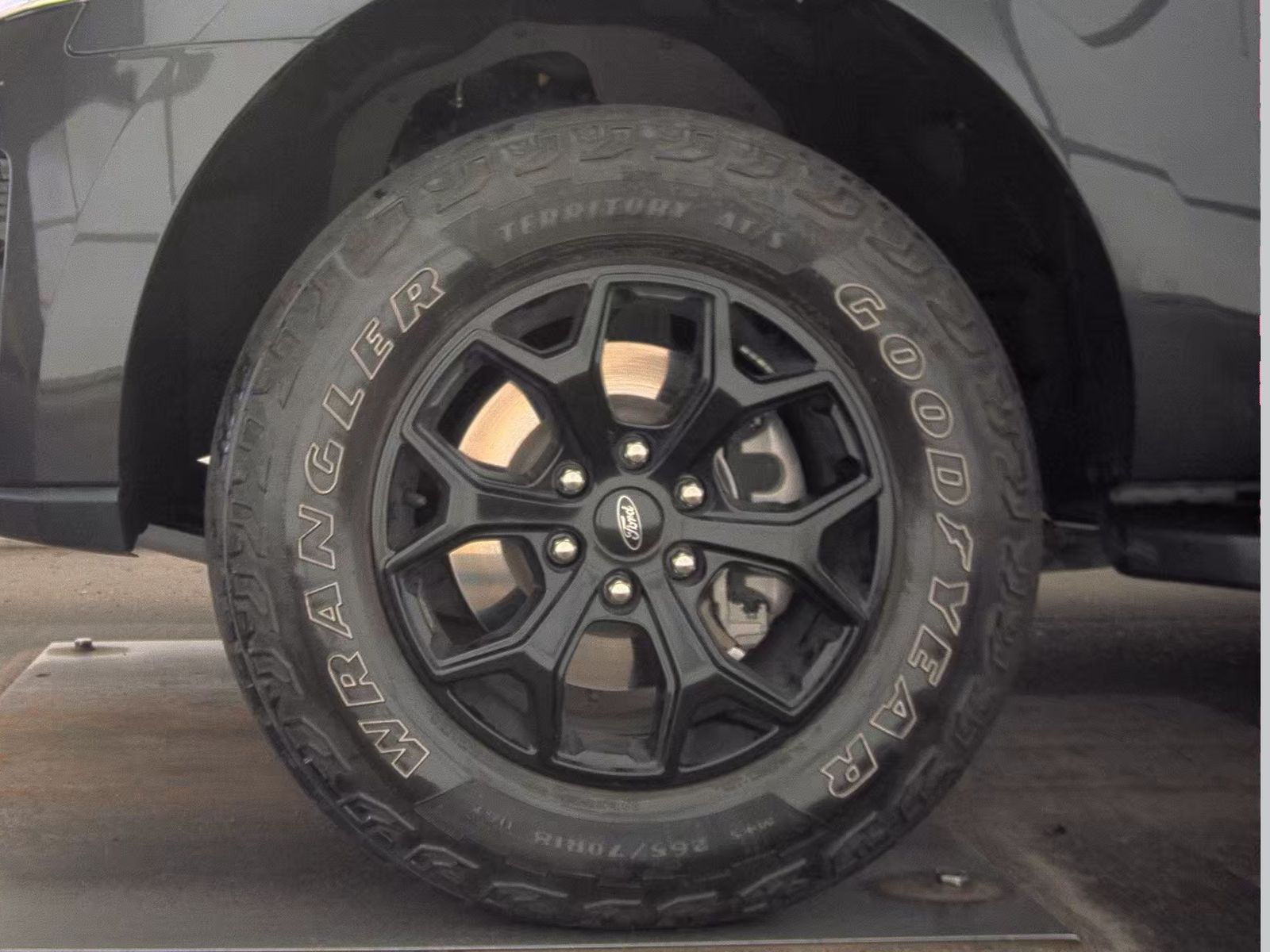 FORD EXPEDITION - 10