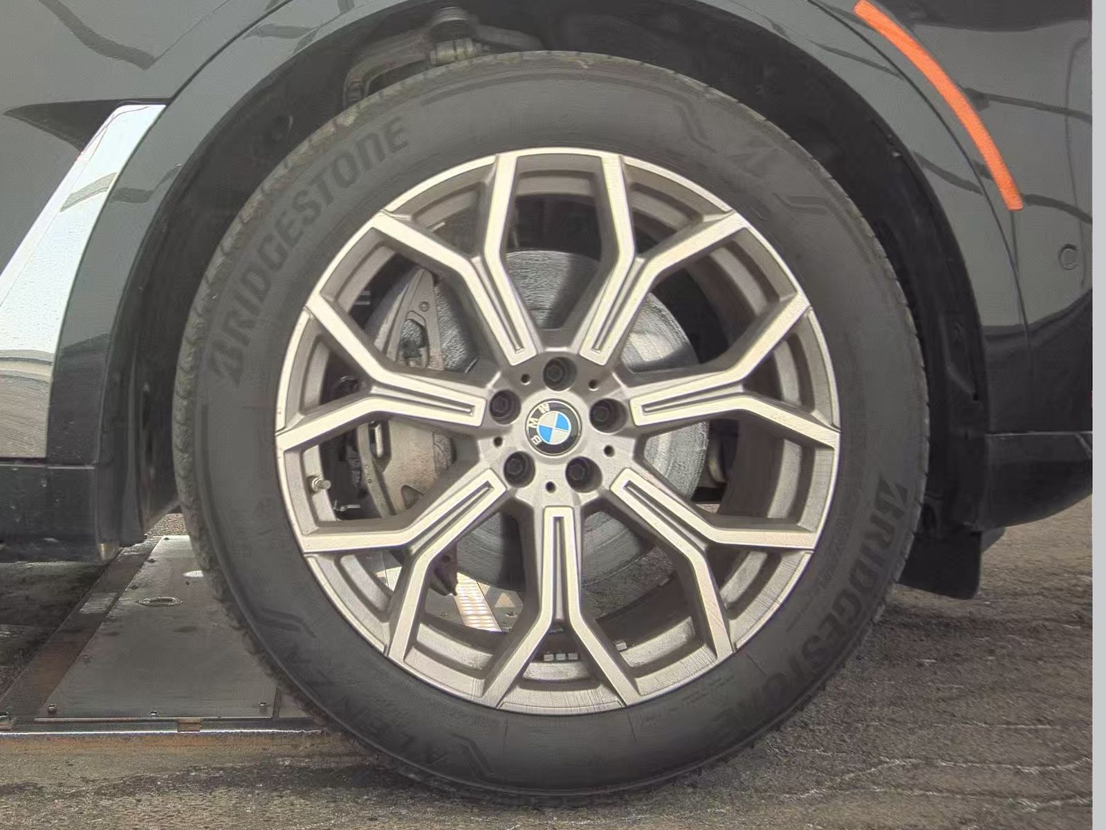 2023 BMW X7 xDrive40i AWD