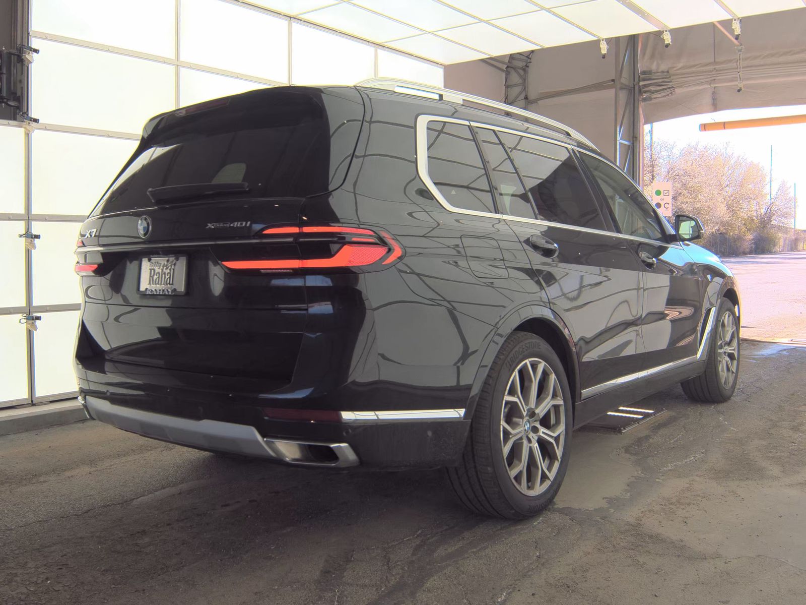 2023 BMW X7 xDrive40i AWD