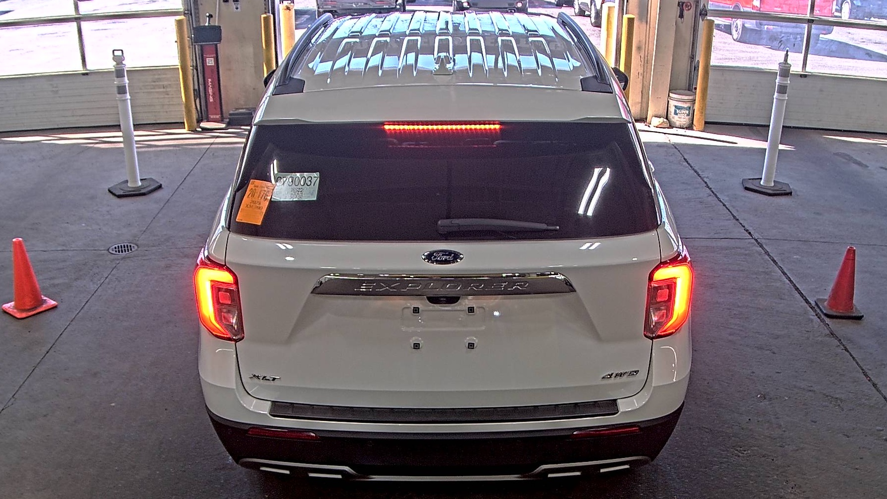 2023 Ford Explorer XLT AWD