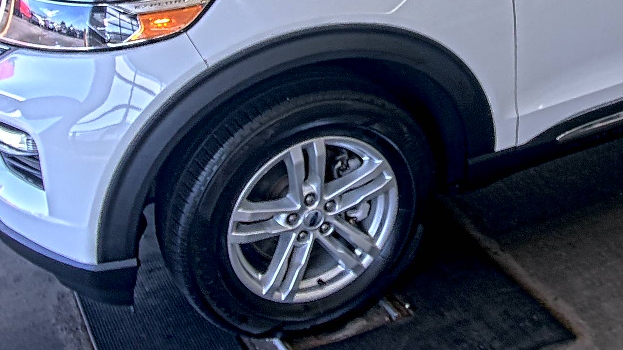 2023 Ford Explorer XLT AWD