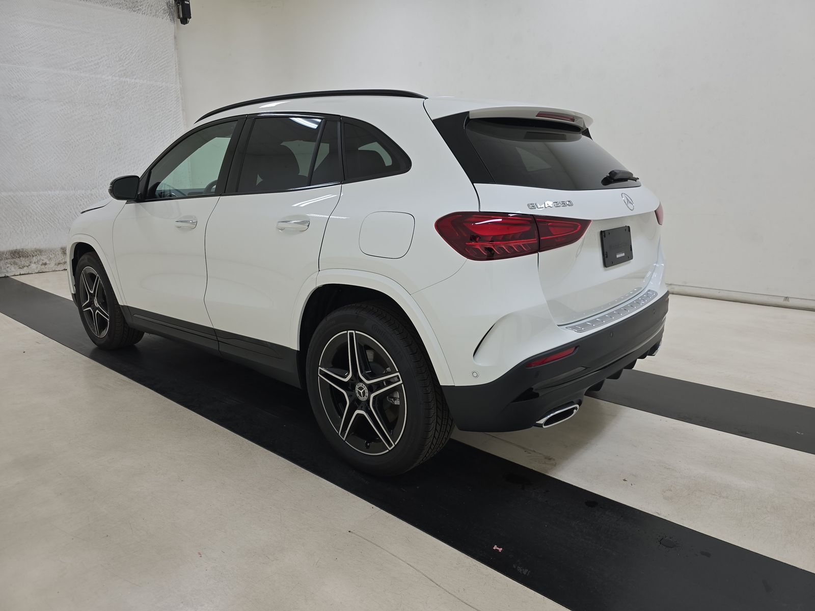 MERCEDES-BENZ GLA-CLASS - 7
