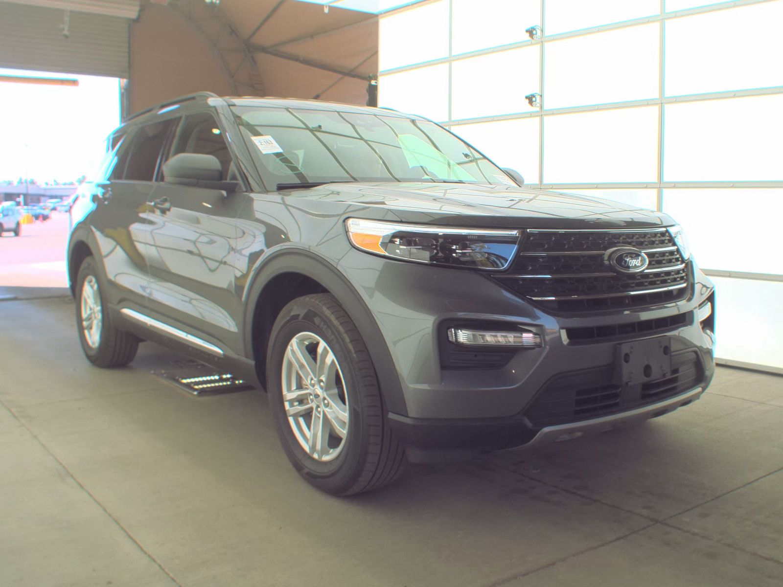 2023 Ford Explorer XLT AWD