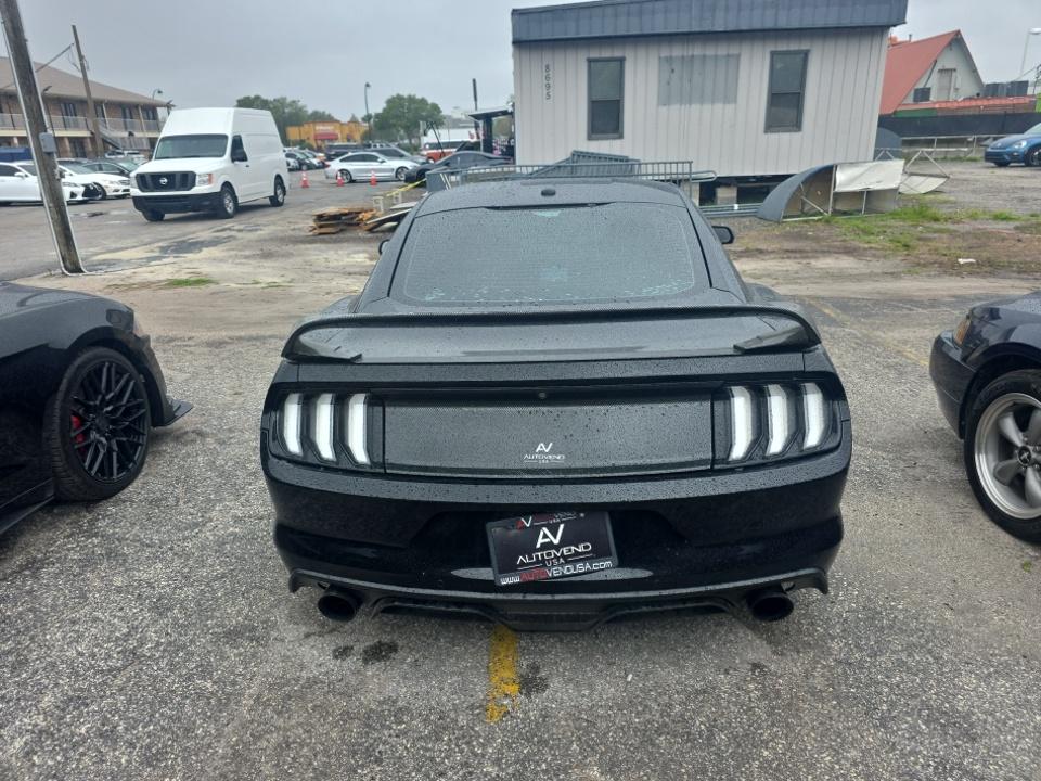 FORD MUSTANG - 6