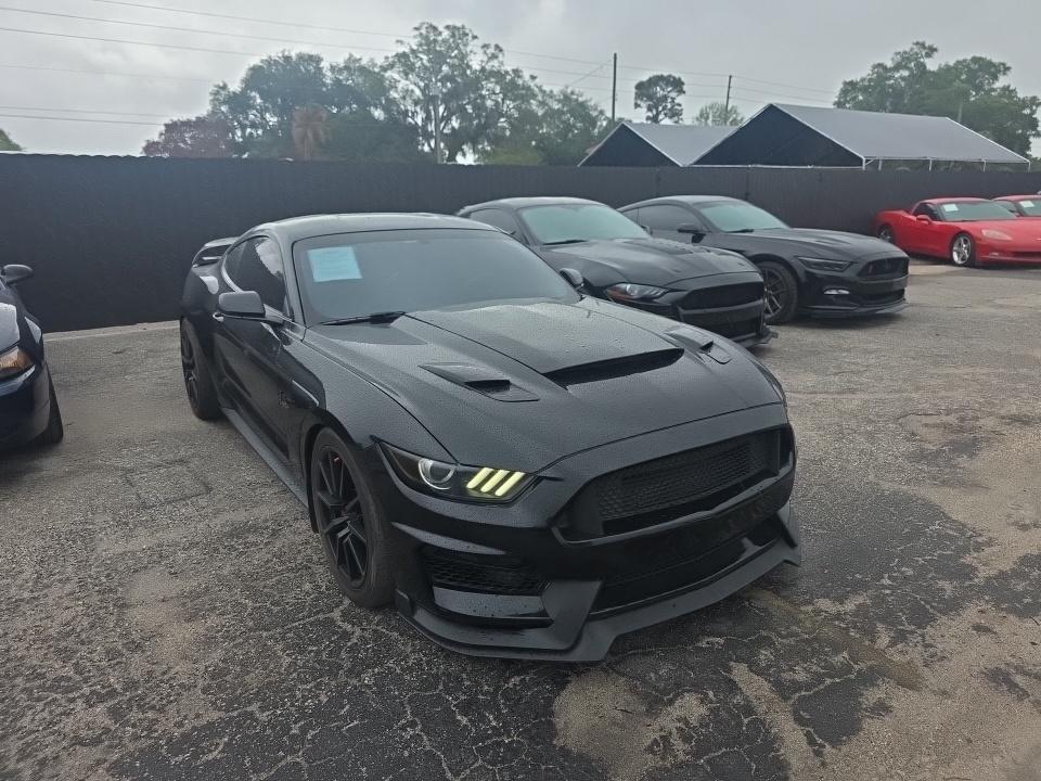 FORD MUSTANG - 4