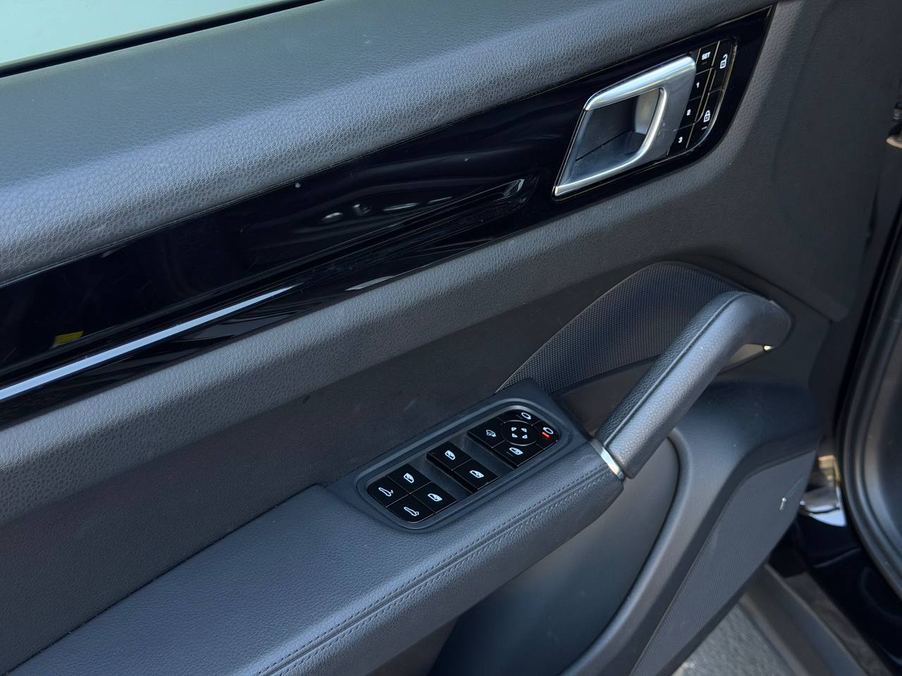 2019 Porsche Cayenne Base AWD