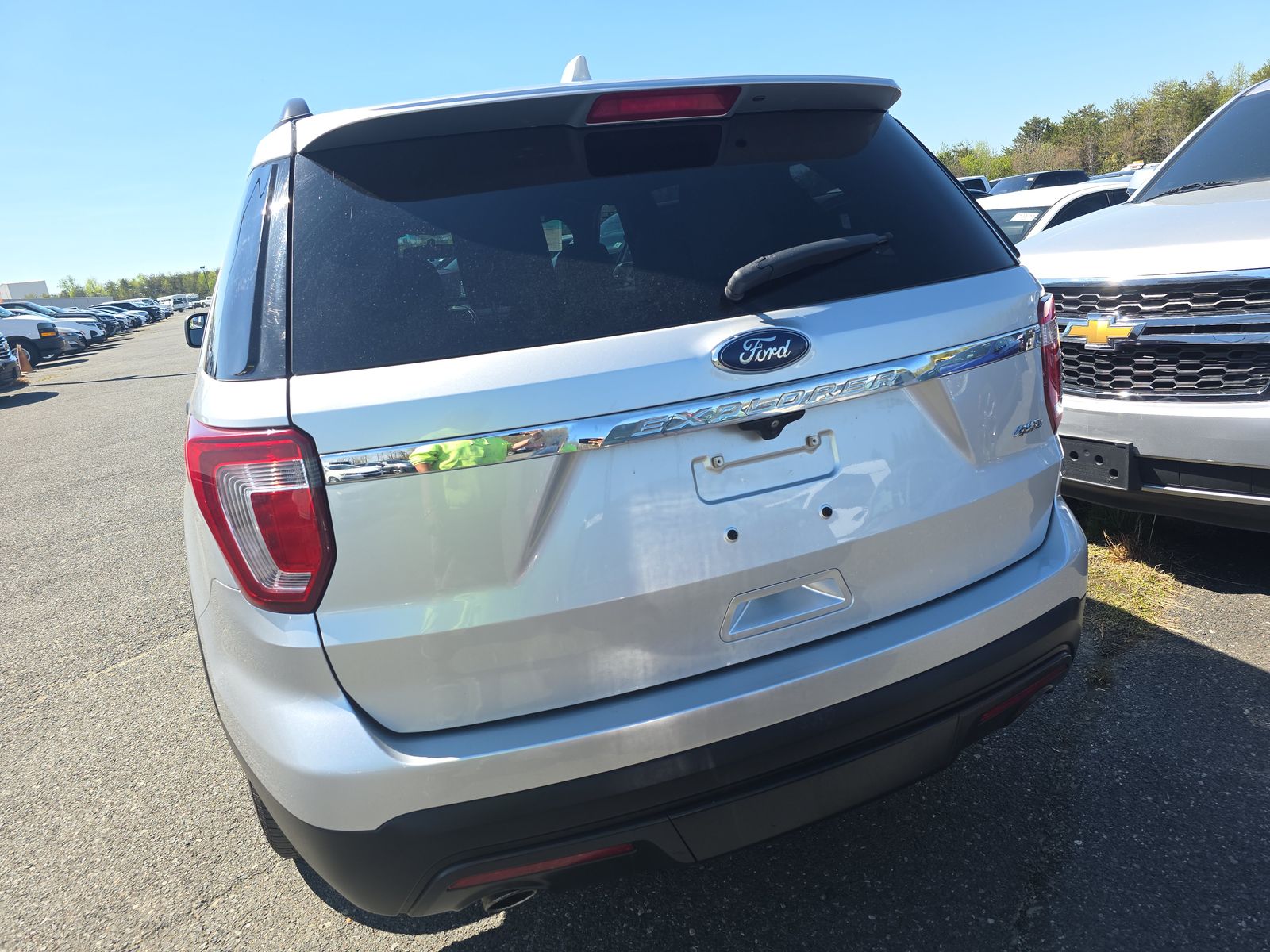 FORD EXPLORER - 6