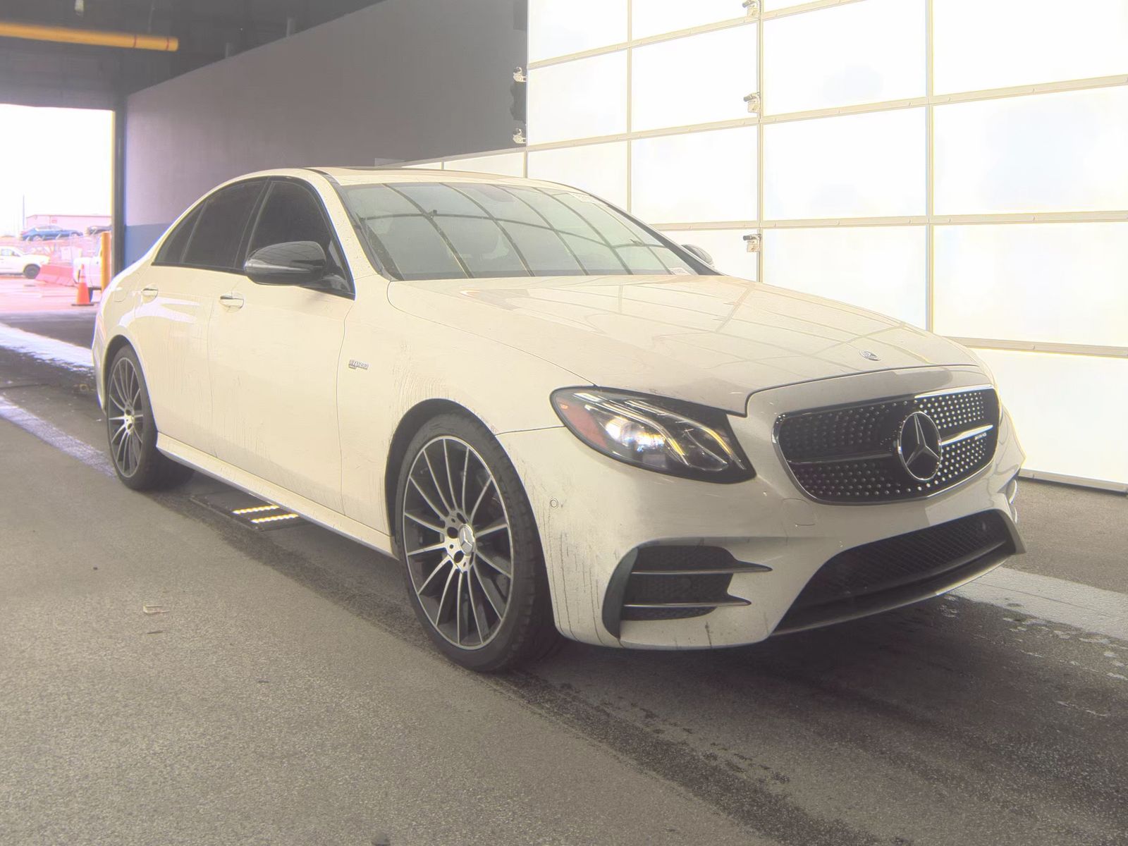 MERCEDES-BENZ E-CLASS - 5