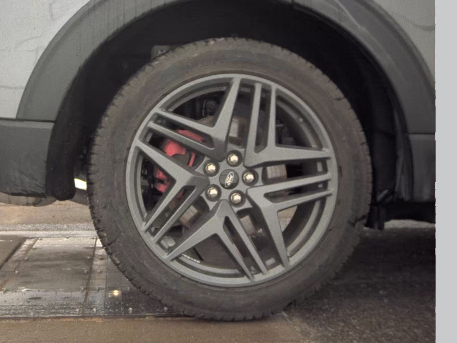 2025 Ford Explorer ST-Line AWD