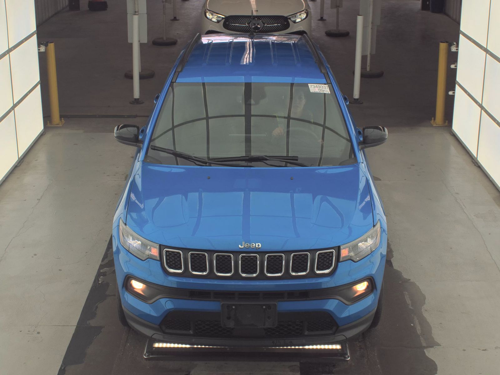 JEEP LATITUDE - 3