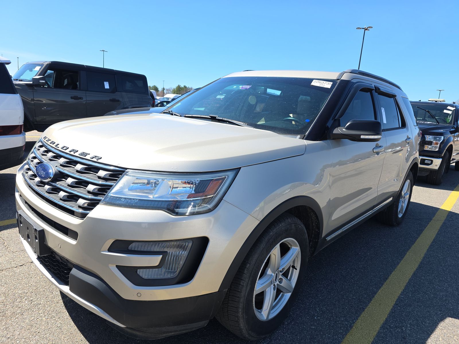 FORD EXPLORER - 1