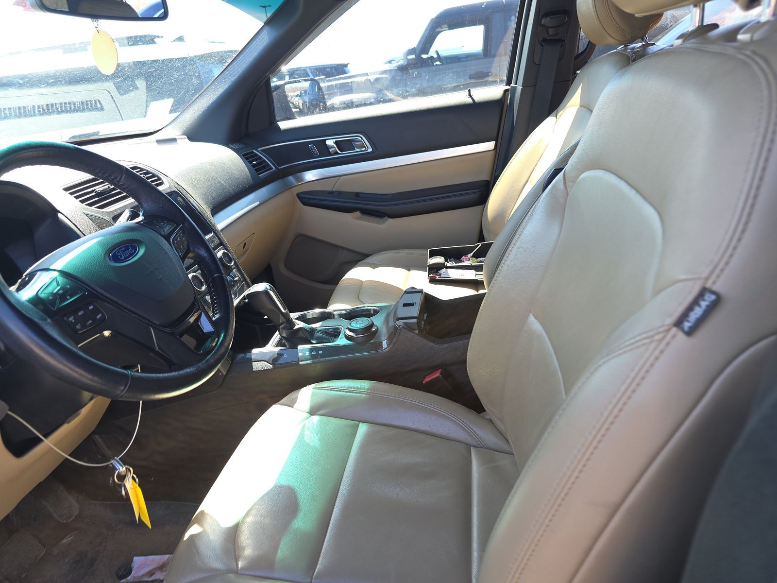 FORD EXPLORER - 8