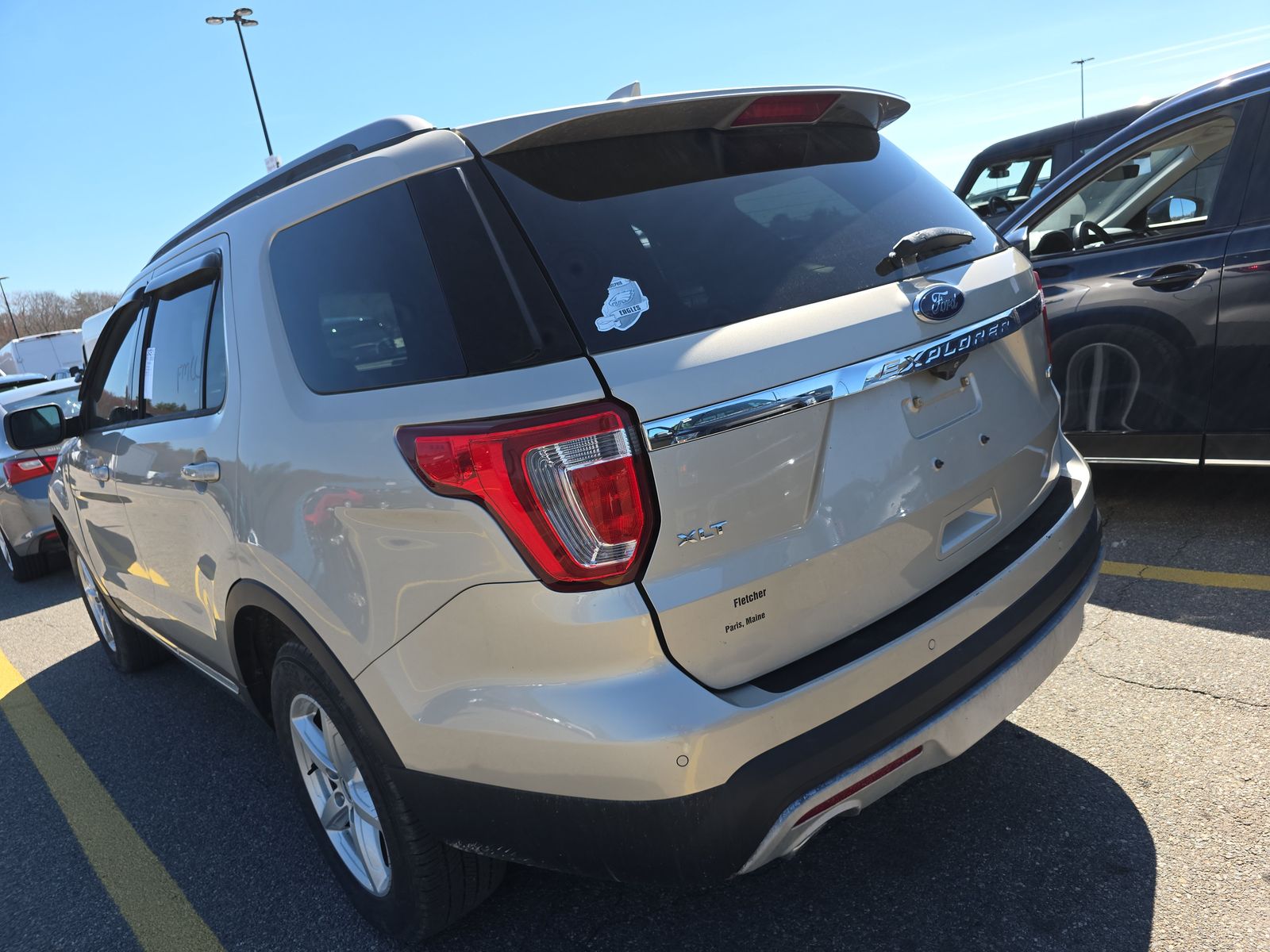 FORD EXPLORER - 7