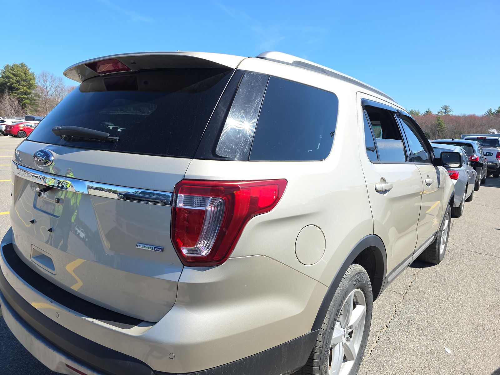 FORD EXPLORER - 5