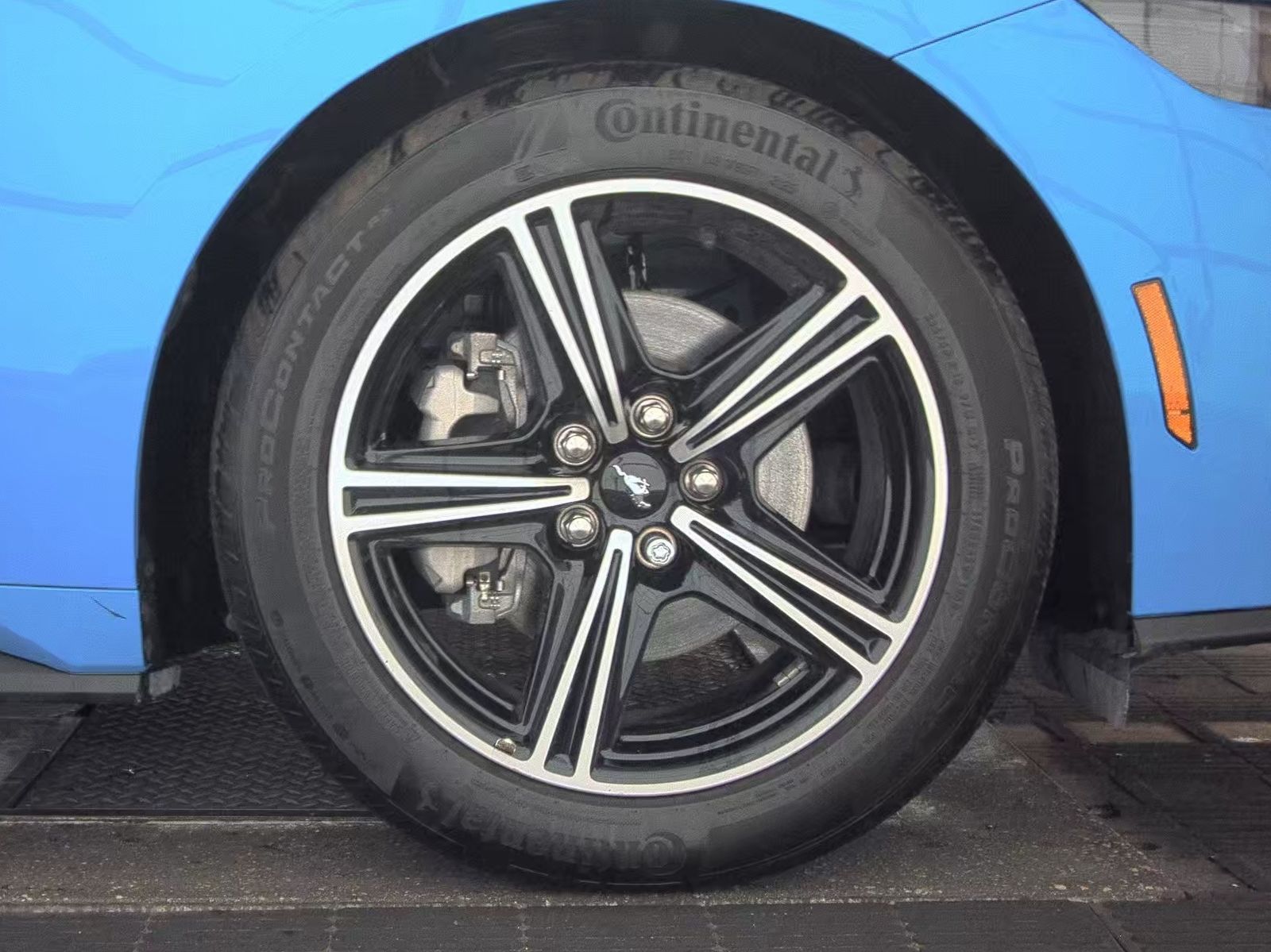 2025 Ford Mustang EcoBoost FWD