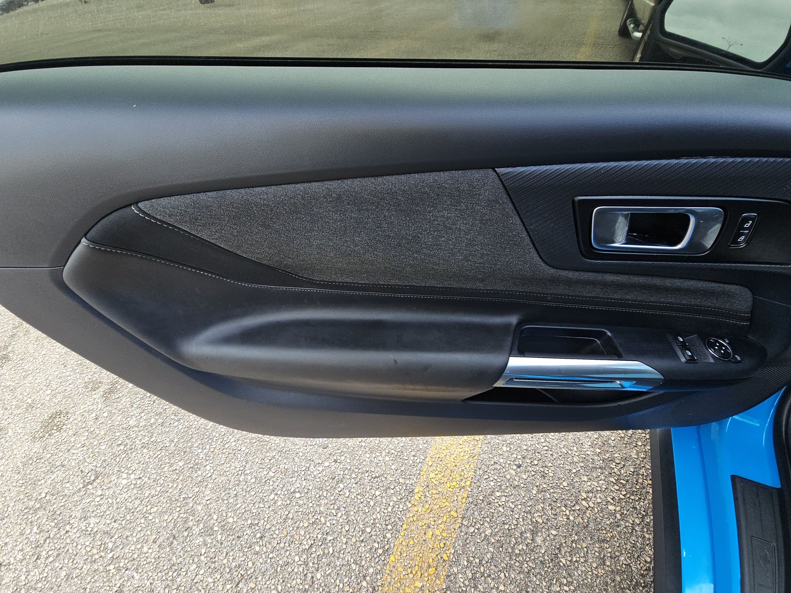 2025 Ford Mustang EcoBoost FWD