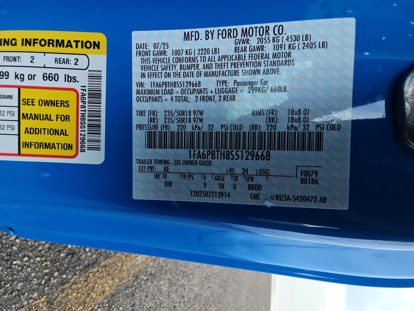 2025 Ford Mustang EcoBoost FWD