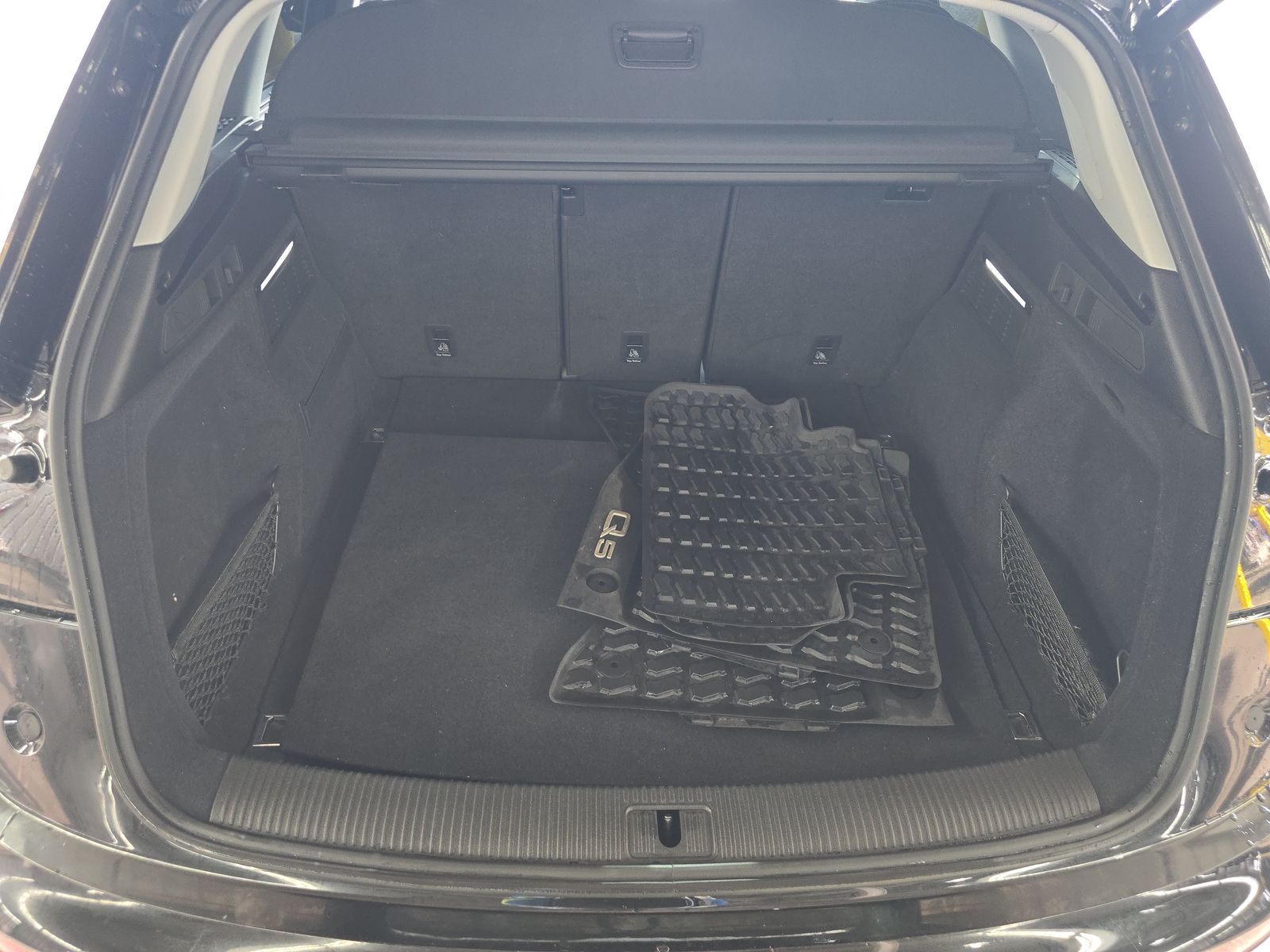 2023 Audi Q5 S line Prestige AWD