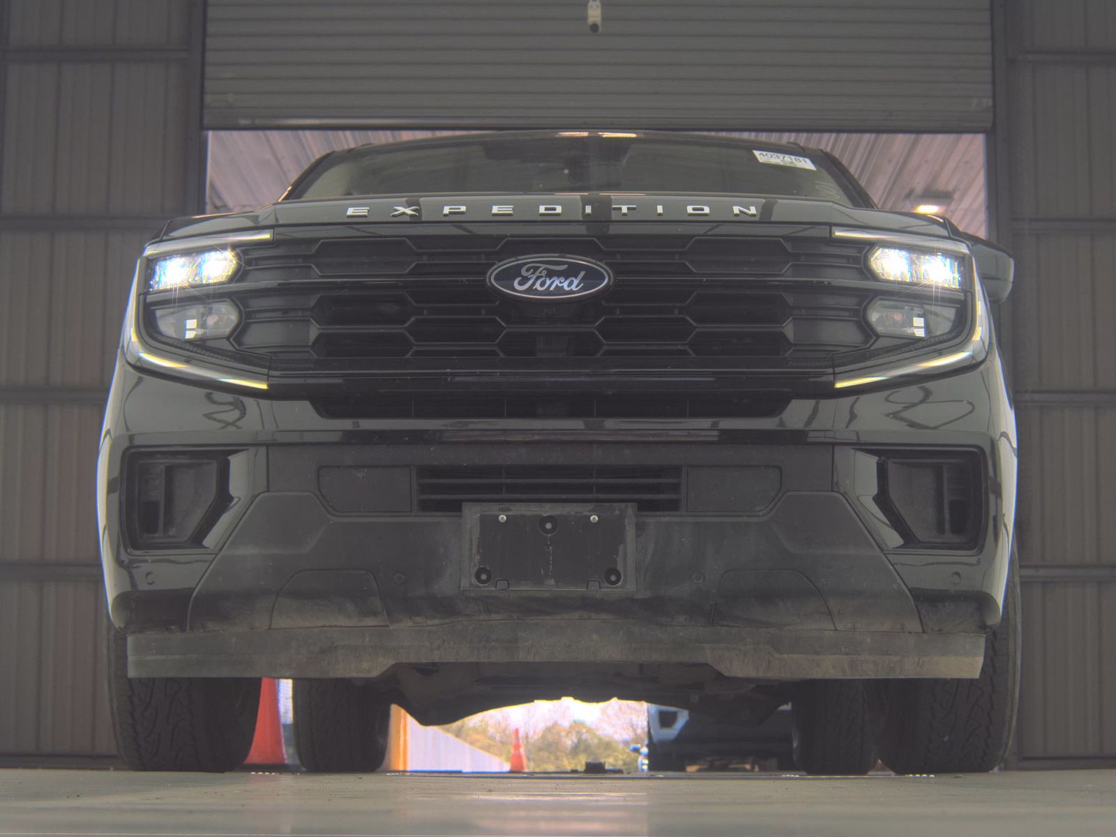 FORD EXPEDITION - 4