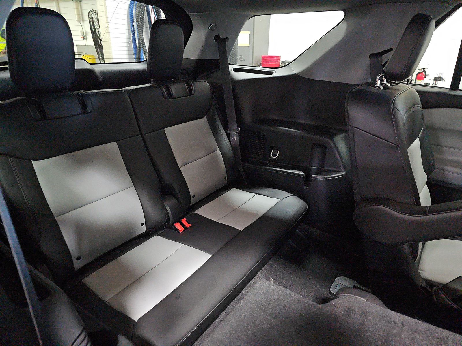 2023 Ford Explorer XLT AWD