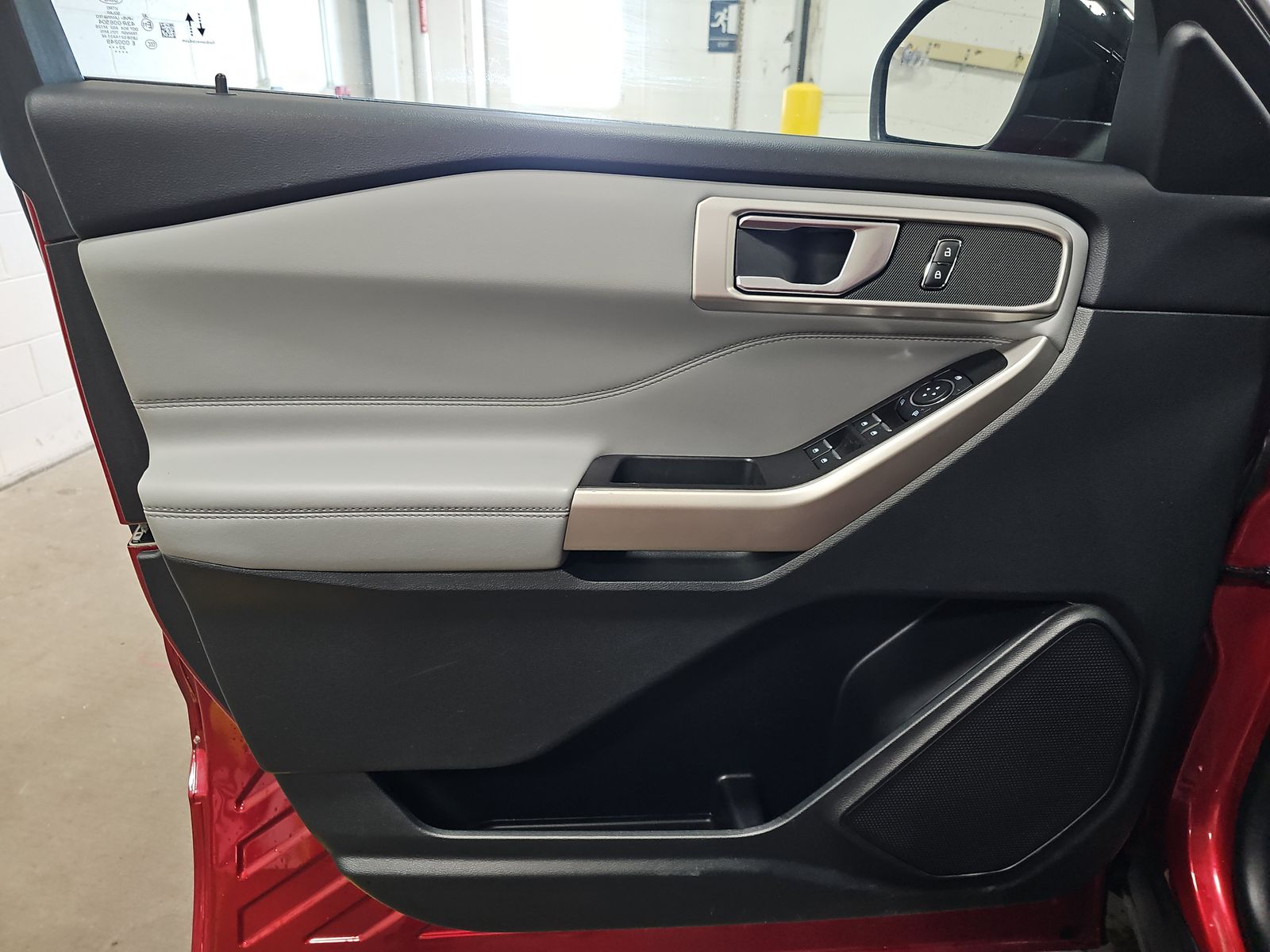 2023 Ford Explorer XLT AWD