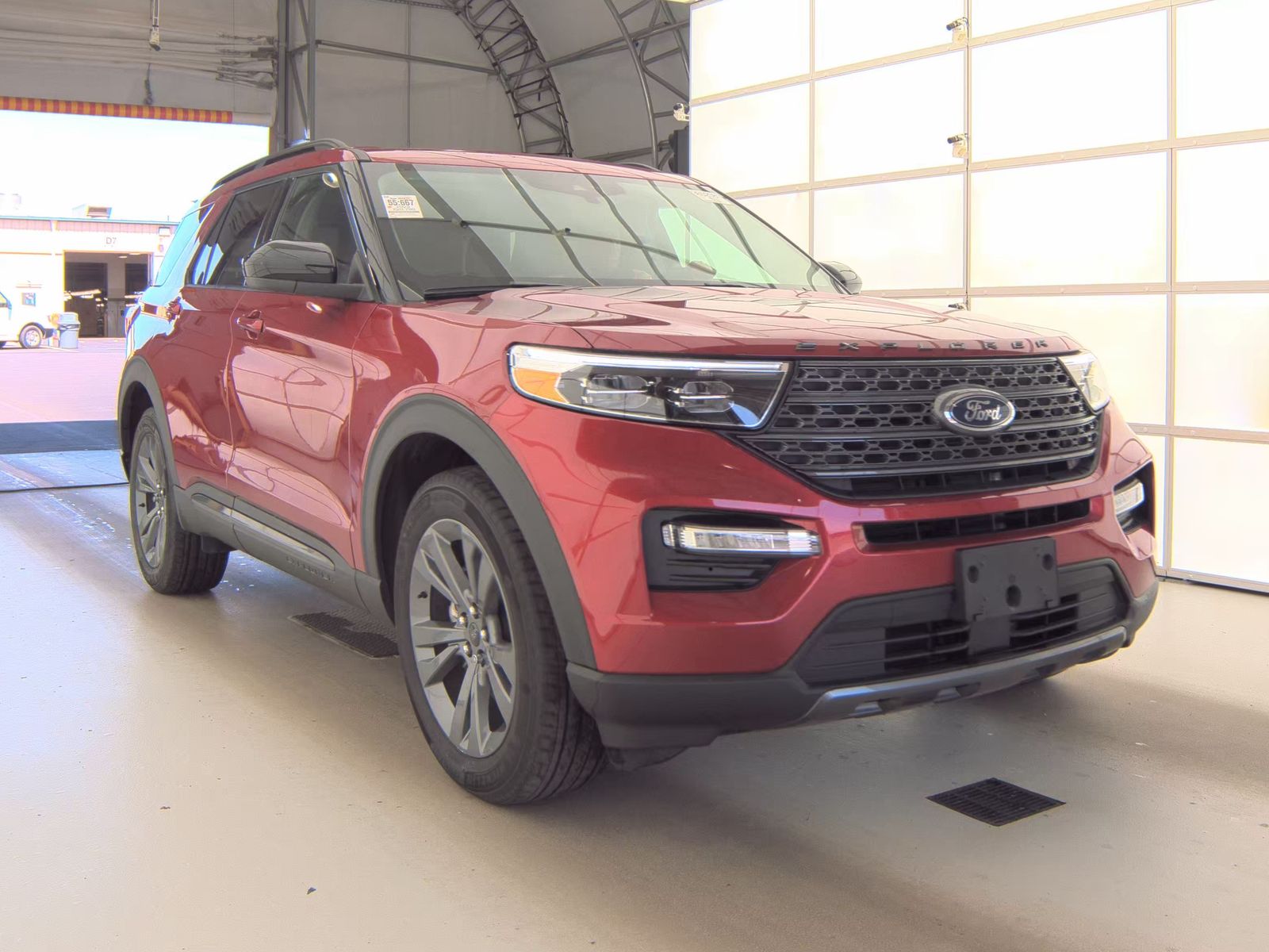 2023 Ford Explorer XLT AWD