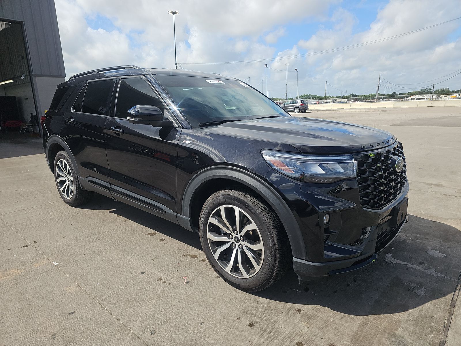 FORD EXPLORER - 4