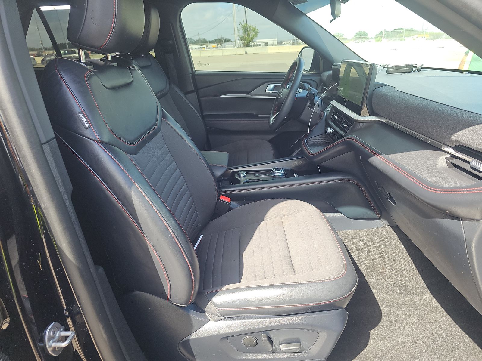 FORD EXPLORER - 9