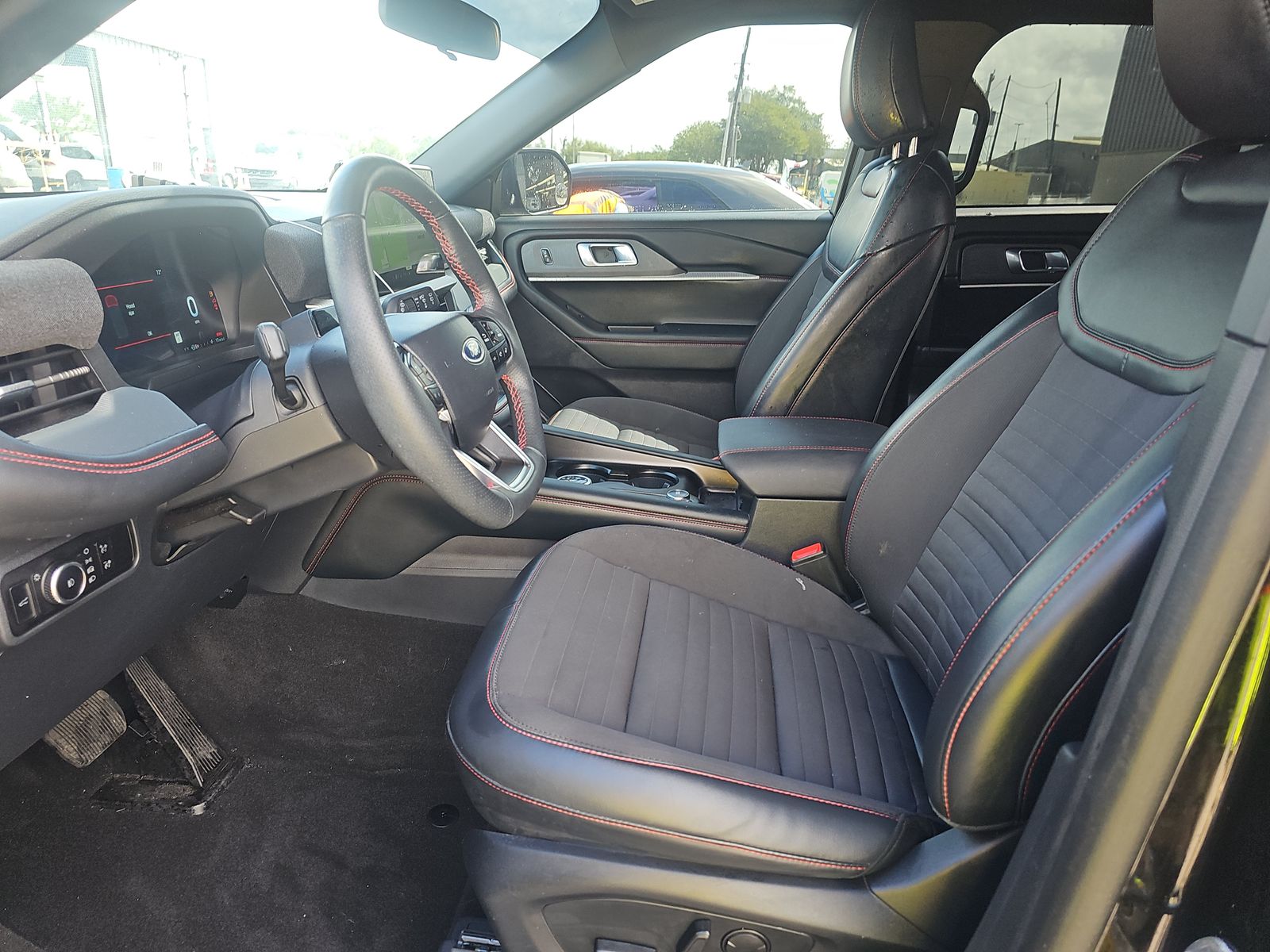 FORD EXPLORER - 8