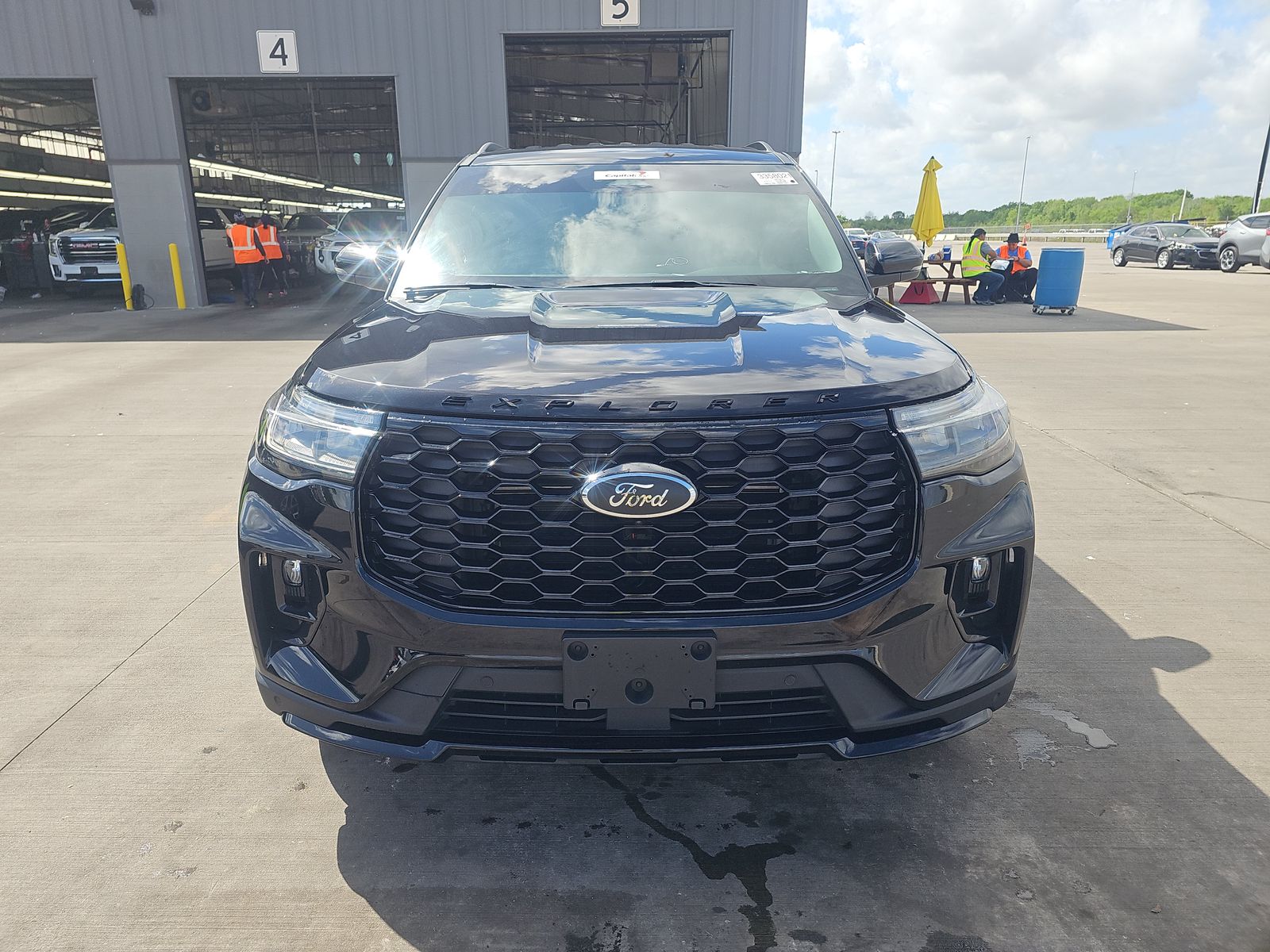 FORD EXPLORER - 3