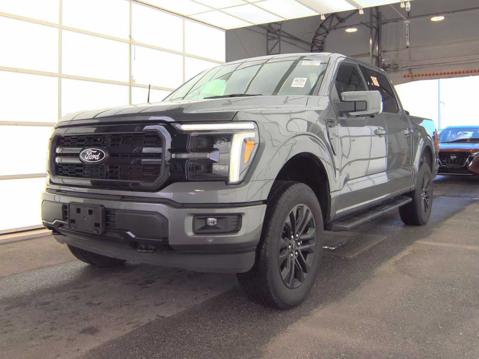 2025 Ford F-150 Lariat AWD