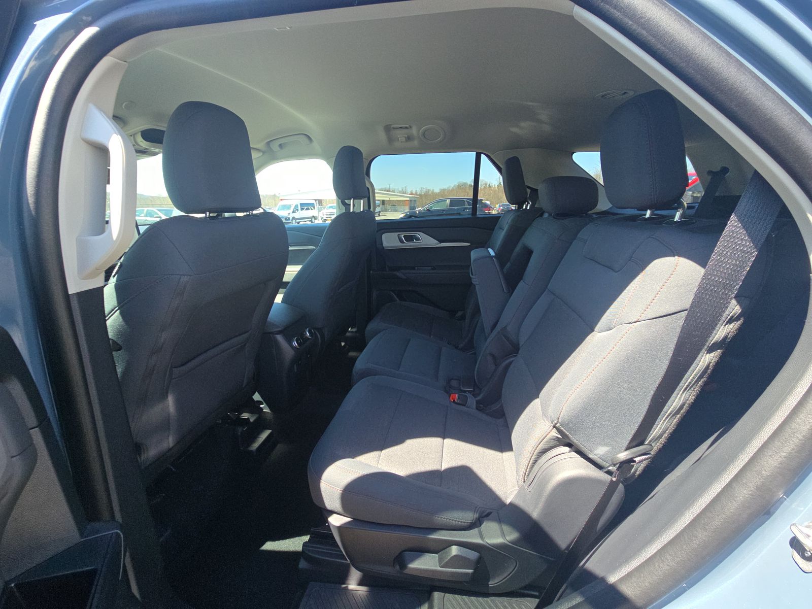 2025 Ford Explorer Active AWD