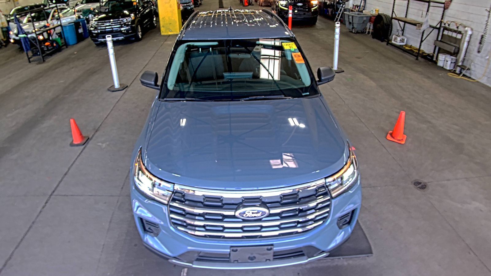 2025 Ford Explorer Active AWD