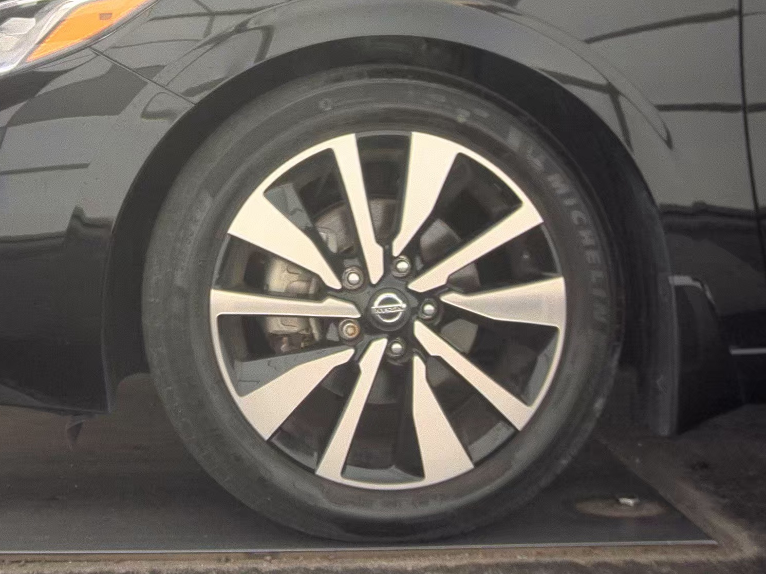 NISSAN SENTRA - 10