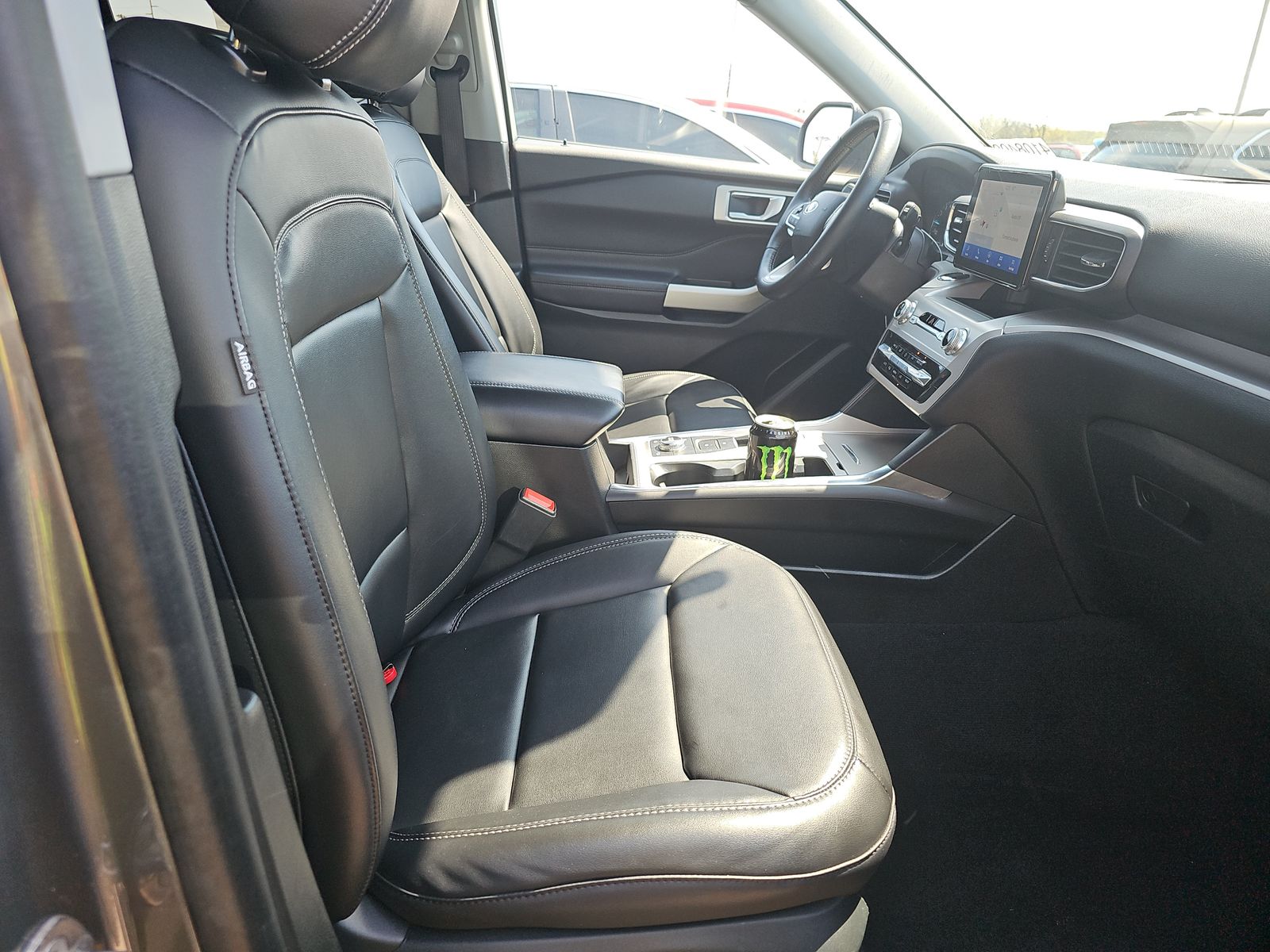 2023 Ford Explorer XLT AWD