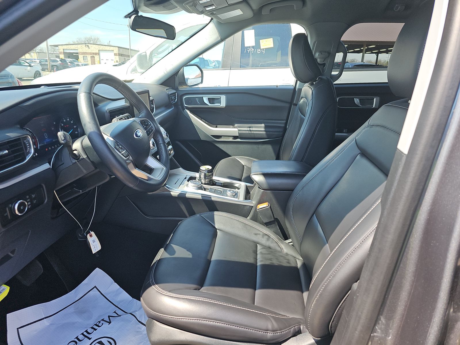 2023 Ford Explorer XLT AWD