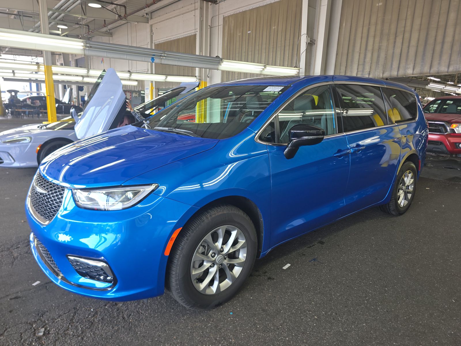 2026 Chrysler Pacifica Limited AWD