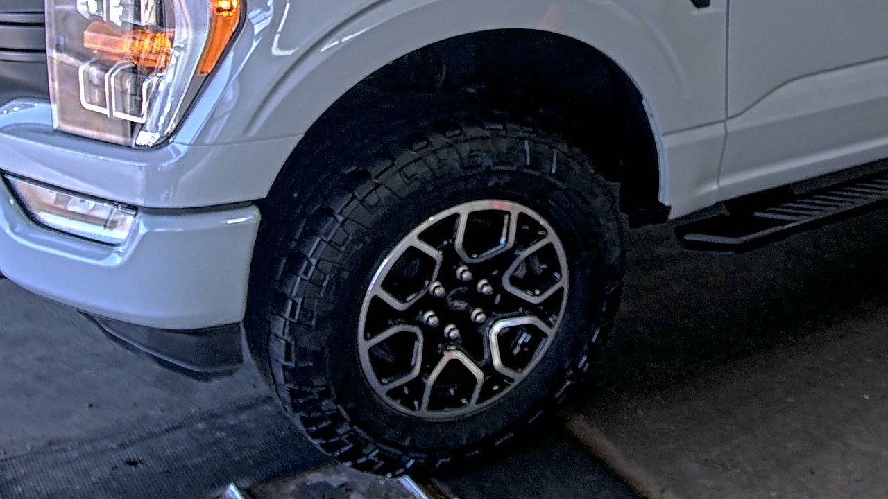 2023 Ford F-150 XLT AWD